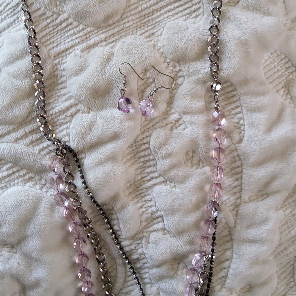 AEA pink and silver tone necklaces set